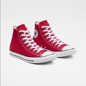 Converse Chuck Taylor All Star Hi-Top in Red